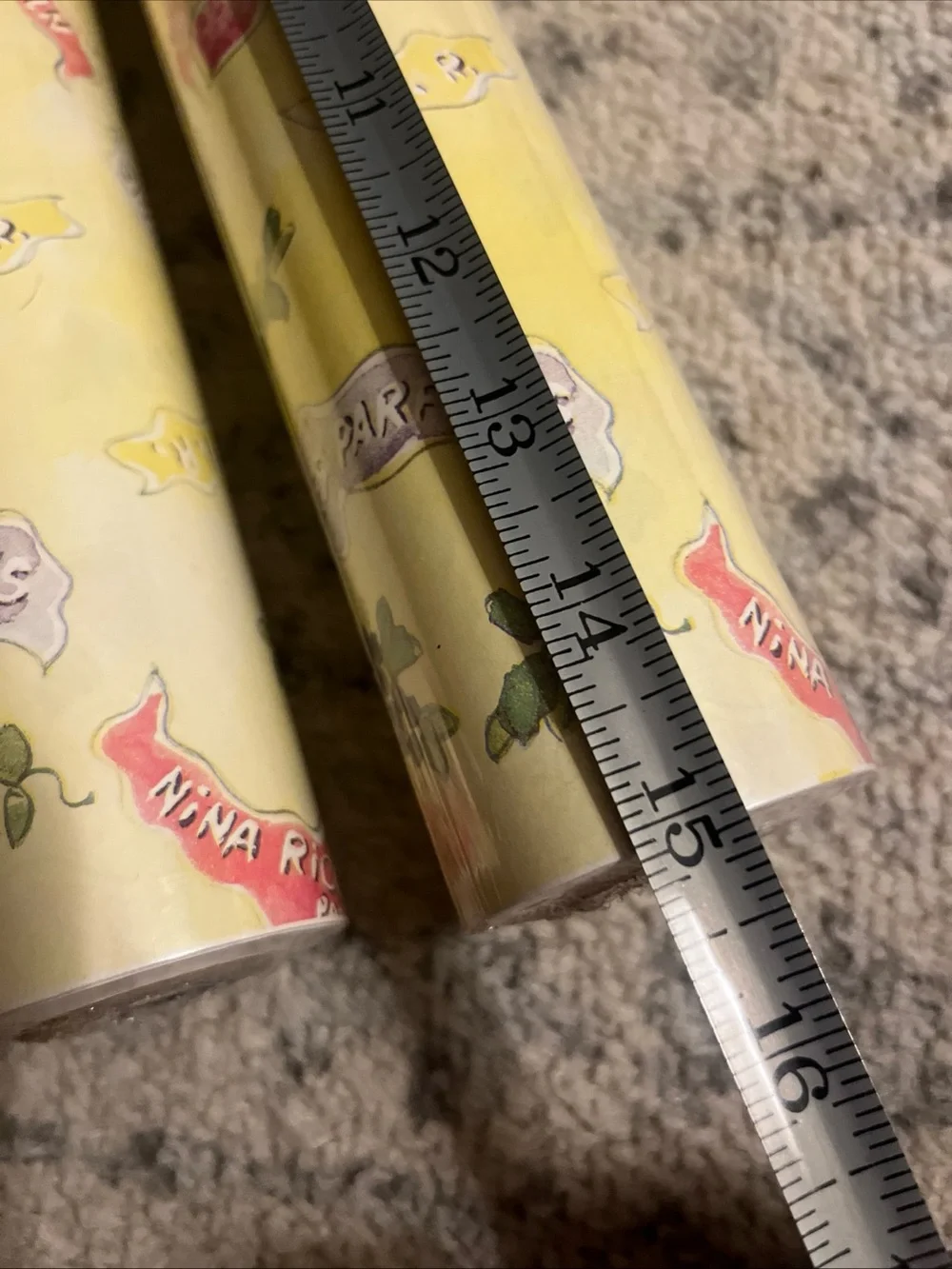 Nina Ricci Paris Gift Wrap Set Of Two 15” New In Wrapping